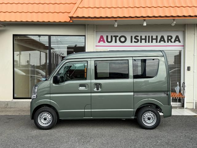 エブリイ ＰＡリミテッド　自社ワンオーナー　両側スライドドア　衝突軽減ブレーキ　アイドリングストップ　キーレス　ソナー（4枚目）