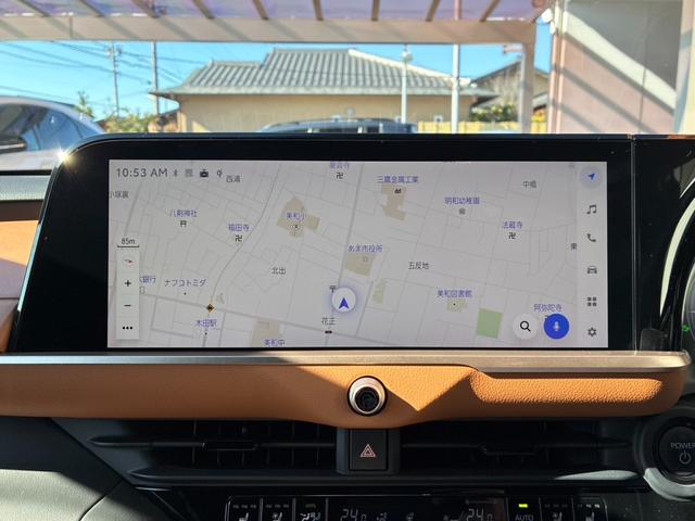 クラウンクロスオーバー ＲＳアドバンスド　新車保証継承　純正ナビ　３６０度カメラ　オートハイビームＬＥＤヘッドライト　アダプティブクルーズコントロール　ＢＳＭ　ヒーター付きレザーシート　ヘッドアップディスプレイ　ＥＴＣ２．０　ベンチレーション（12枚目）