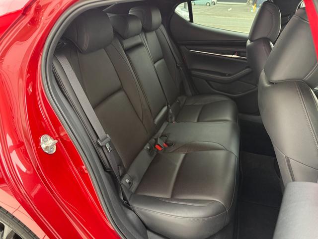 MAZDA3ファストバック X Lパッケージ ユーザー買取 黒革シート マツダコネクトナビ 全方位カメラ USBポート レーダークルーズ LEDヘッド シートメモリー パワーシート ステアリングヒーター(21枚目)