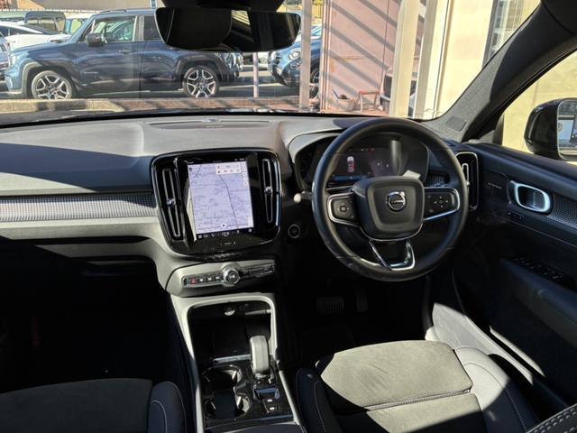 VOLVO XC40 ULTRA B4 AWD DARK EDITION