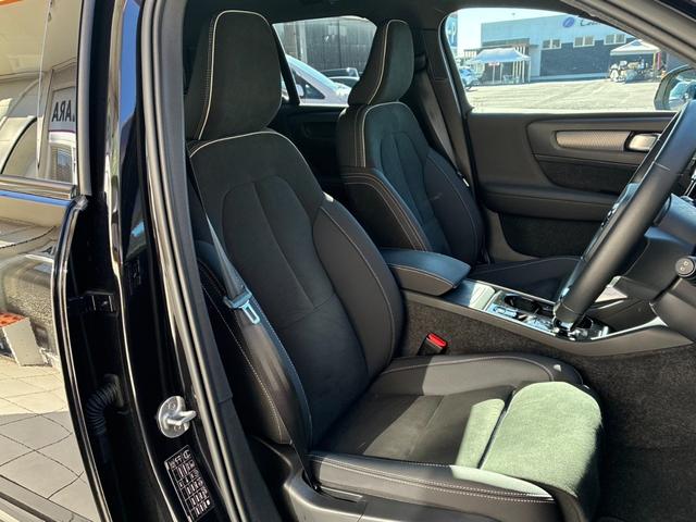 VOLVO XC40 ULTRA B4 AWD DARK EDITION