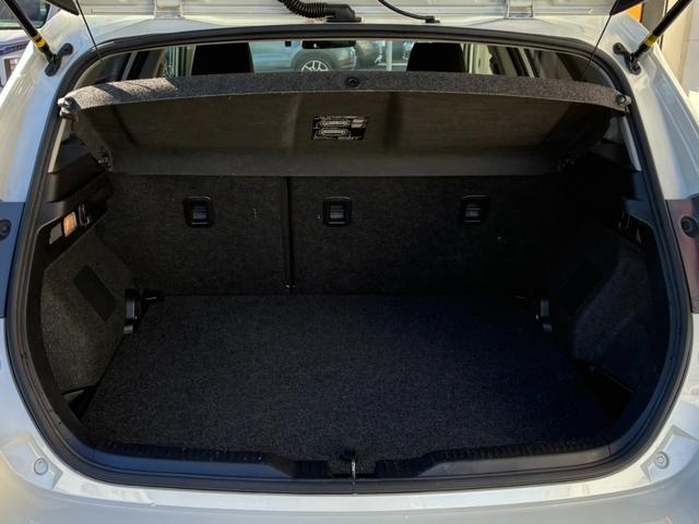 �㉺�Q�i�̃t���A�������Q�b�W�X�y�[�X�́B�T�l��Ԏ��ł��R�U�O���b�^�[���m�ۂ��Ă��܂��B�U�F�S�����|���̌�Ȃ�|�����Ƃɂ��A����ɃX�y�[�X�g����\�ł��B