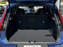 ラゲッジスペースは大きな開口でお荷物の積み下ろしが楽にできますね!お仕事やレジャーにも活躍しますね!もちろんトノカバー付きですので安心です。