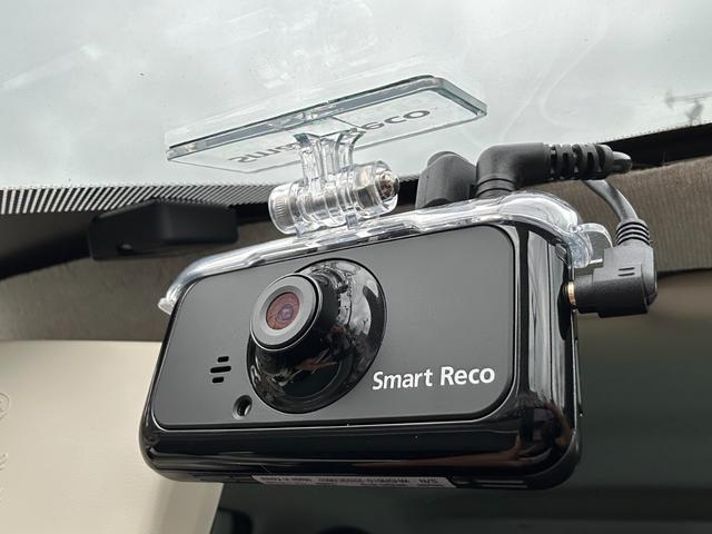 500 1.2 カルト カルト 純正ディスプレイオーディオ carplay デュアロジックAT ドライブレコーダー クルーズコントロール ETC バックカメラ アイドリングストップ キーレス 純正ホイルキャップ(9枚目)