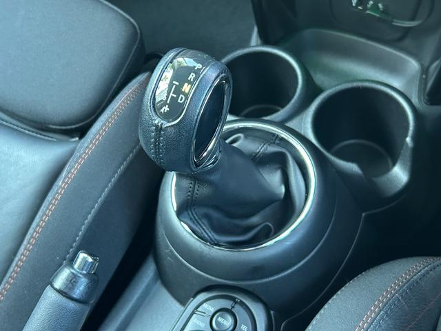 MINI クーパーS セブン 純正HDDナビ バックカメラ ETC シートヒーター Rパークセンサー クルーズコントロール LEDヘッドライト CD ツートンカラー フォグライト ハーフレザーシート スマートキー(22枚目)