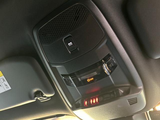 �p�m���~�b�N�T�����[�t�̊J�X�C�b�`