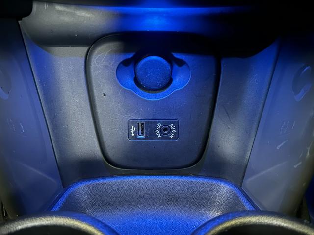 �t�r�a�E�`�t�w�i�O�����͒[�q�j