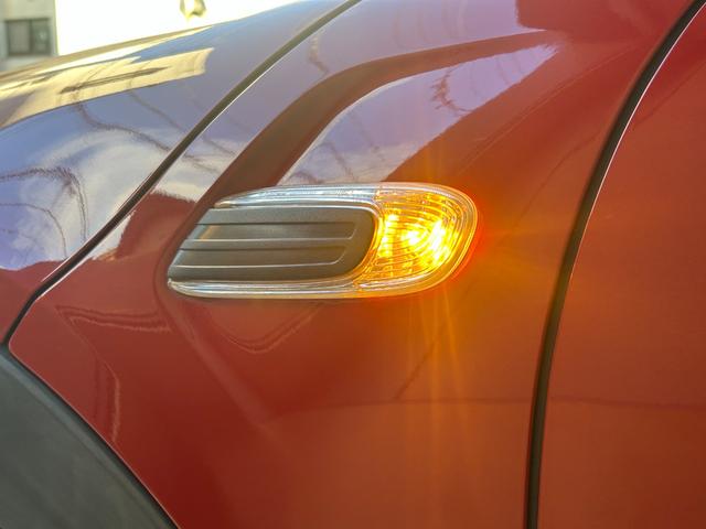 �T�C�h�}�[�J�[