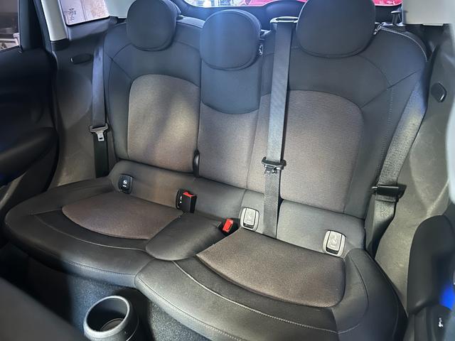 ��ȃV�[�g�͎g�p�������Ȃ��Y��ȏ�Ԃŕۂ���Ă��܂��B