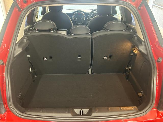 �g�����N���[���͏\���ȍL�����������g�����烌�W���[�܂ŕ֗��ɂ��g�������܂��I