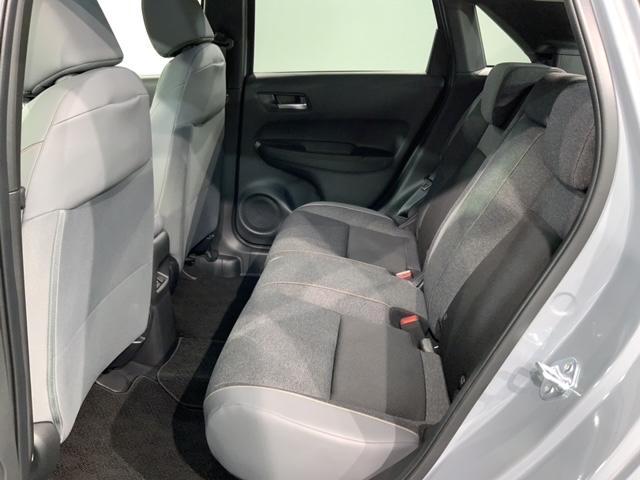 e:HEV RS 禁煙 当社試乗車 新車保証継承 大型Navi BTaudio USB接続可能 フルセグTV Rカメラ ETC LEDライト 衝突軽減装置 サイドカ-テンSRS クル-ズ機能 スマ-トキ- 整備記録簿(32枚目)