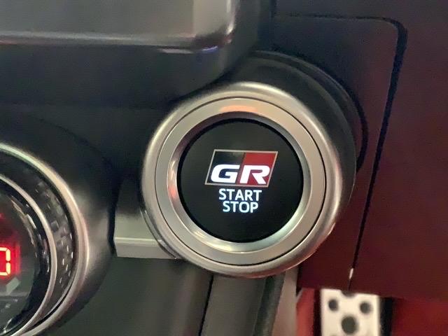ＧＲ８６ ＲＺ　１年保証純正ナビＴＶＲカメラ　プリクラッシュセーフティー　１オーナ　リヤカメラ　シートヒータ　ＬＥＤヘッドライト　盗難防止システム　スマートキー　ＴＶナビ　横滑り防止　オートエアコン　キーレス　ＡＢＳ（16枚目）