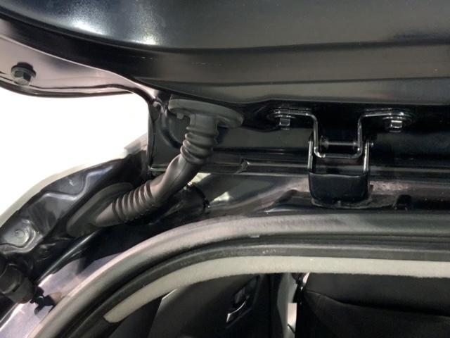 フィット ホーム　ＨＳＥＮＳＩＮＧ２ト－ン最長５年保証ナビ　衝突軽減ブレーキ　禁煙車　ワンオーナー　リアカメ　ＬＥＤライト　フルセグＴＶ　記録簿付　エアバッグ　スマ－トキ－　盗難防止装置　ＥＴＣ車載器　Ｗエアバック（43枚目）