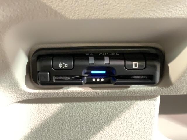 Ｎ－ＢＯＸ ベースグレード　ＨＳＥＮＳＩＮＧ　新車保証試乗車　ワンオ－ナ－　衝突軽減システム　スマートキ－　フルフラットシート　カーテンエアバック　イモビライザー　横滑り防止　オートクルーズ　ＬＥＤヘッドライト　キーフリー　禁煙（13枚目）