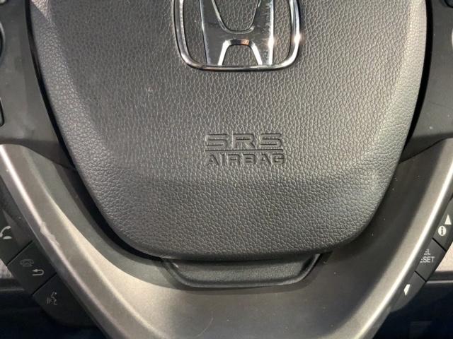 ステップワゴンスパーダ スパーダホンダセンシング　最長５年保証　ワンオ－ナ－　ナビＲカメラ　盗難防止　助手席エアバッグ　ワンオーナ－　Ｗパワスラ　記録簿有　リアオートエアコン　地デジ　ＬＥＤライト　横滑り防止システム　オートエアコン　リアカメラ　禁煙（22枚目）