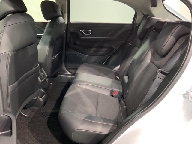 ヴェゼル e:HEVZ H SENSING 新車保証 試乗車 ワンオ-ナ- 純正ナビTV Rカメラ BTオ-ディオ ETC LEDライトVSA シ-トヒ-タ- クルコン アルミ スマ-トキ- スペアキ- 盗難防止装置 AAC(32枚目)