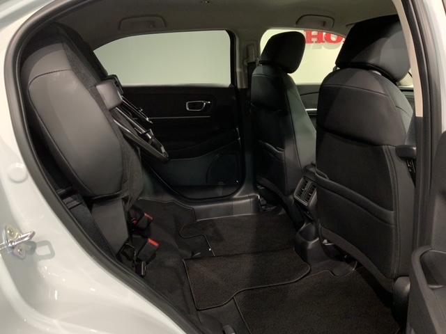 ヴェゼル e:HEVZ H SENSING 新車保証 試乗車 ワンオ-ナ- 純正ナビTV Rカメラ BTオ-ディオ ETC LEDライトVSA シ-トヒ-タ- クルコン アルミ スマ-トキ- スペアキ- 盗難防止装置 AAC(35枚目)