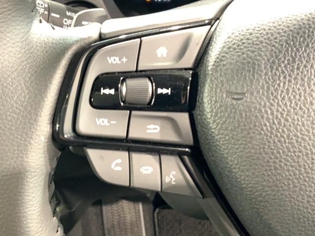 WR-V Z+ブラックスタイル H SENSING 新車保証 試乗車 ワンオーナー ナビLXM-245ZFEi TV Rカメラ BTオ-ディオ ETC LEDライト VSA クルコン アルミ スマ-トキ- スペアキ- 盗難防止装置(10枚目)