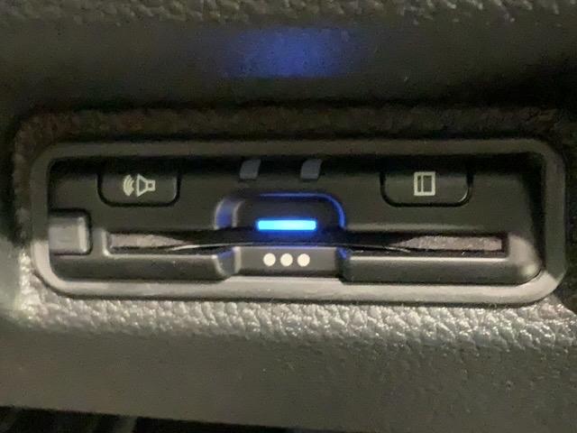 WR-V Z+ブラックスタイル H SENSING 新車保証 試乗車 ワンオーナー ナビLXM-245ZFEi TV Rカメラ BTオ-ディオ ETC LEDライト VSA クルコン アルミ スマ-トキ- スペアキ- 盗難防止装置(12枚目)