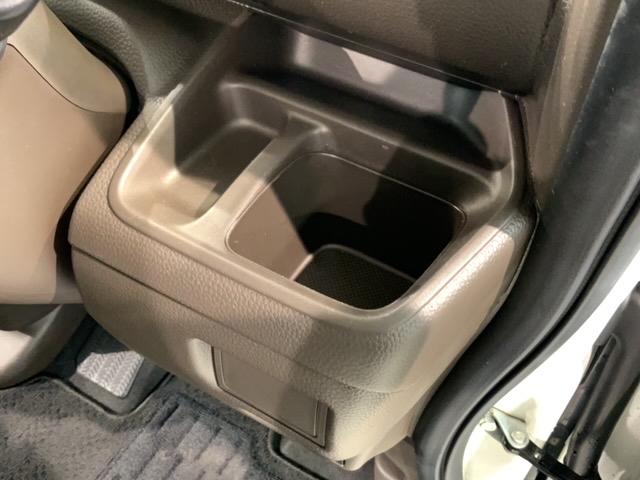 N-BOX G H SENSING 最長5年保証 ワンオ-ナ- ナビVXM-215Ci Rカメラ BTオ-ディオ ETC LEDライト VSA スマ-トキ- スペアキー 盗難防止装置 整備記録簿 ドアバイザ- AAC(28枚目)