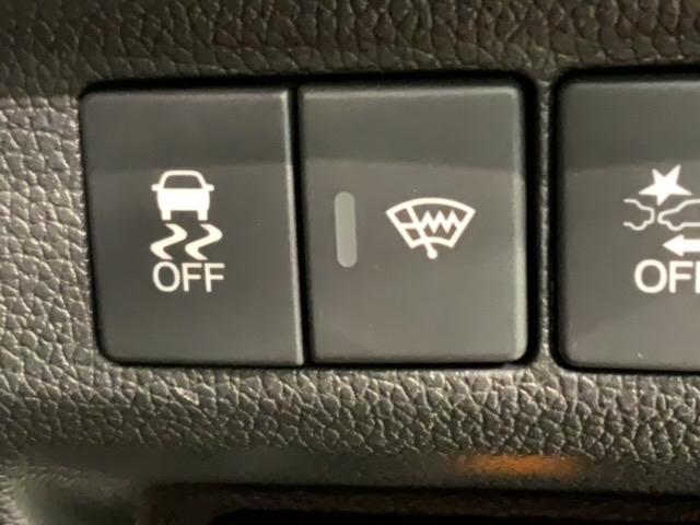 フリード クロスター・ホンダセンシング 最長5年保証 ワンオ-ナ- ナビVXM-214VFi TV Rカメラ CD録音 BTオ-ディオ DVD ETC LEDライト 両側電動ドア VSA シ-トヒ-タ- アルミ スマ-トキ- スペアキー(14枚目)