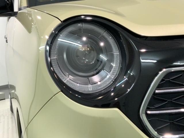 ＬＥＤヘッドライトは、点灯の瞬間から最大光量を発揮し、突然暗くなるトンネルなどでの安定感を高めます。