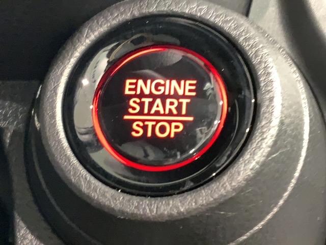 ワンプッシュでエンジンのスタート、ストップが出来て便利です。