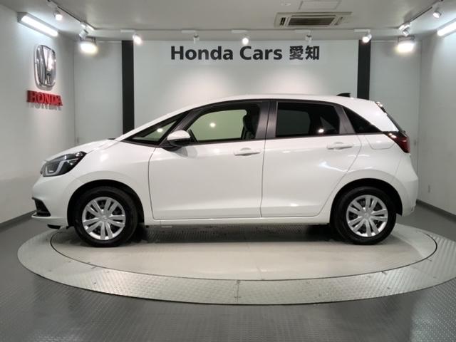 フィット ホーム　Ｈ　ＳＥＮＳＩＮＧ　新車保証　試乗車　ワンオ－ナ－　ナビＶＸＵ－２４５ＦＴｉ　ＴＶ　Ｒカメラ　ＣＤ録音　ＢＴオ－ディオ　ＤＶＤ　ＥＴＣ　ＬＥＤライト　ＶＳＡクルコン　スマ－トキ－　スペアキ－整備記録簿（47枚目）