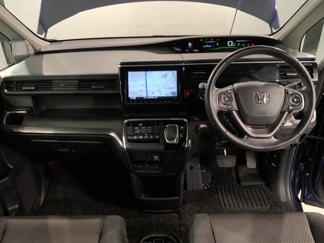 ステップワゴンスパーダ スパーダハイブリッドＧホンダセンシング　１年保証　ワンオ－ナ－　ナビＶＸＭ－１８５ＶＦＮｉ　ＴＶ　Ｒカメラ　ＣＤ録音　ＢＴオ－ディオ　ＤＶＤ　ＥＴＣ　ＬＥＤライト　両側電動ドア　ＶＳＡクルコン　アルミ　スマ－トキ－　スペアキ－盗難防止装置（8枚目）