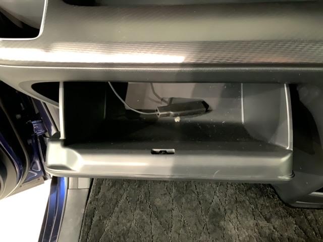 ステップワゴンスパーダ スパーダハイブリッドＧホンダセンシング　１年保証　ワンオ－ナ－　ナビＶＸＭ－１８５ＶＦＮｉ　ＴＶ　Ｒカメラ　ＣＤ録音　ＢＴオ－ディオ　ＤＶＤ　ＥＴＣ　ＬＥＤライト　両側電動ドア　ＶＳＡクルコン　アルミ　スマ－トキ－　スペアキ－盗難防止装置（25枚目）