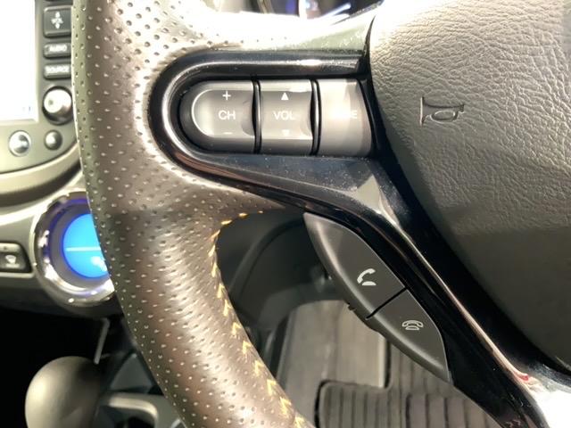 フィットシャトルハイブリッド ハイブリッド・ナビプレミアムセレクション　１年保証　純正ナビ　ＴＶ　Ｒカメラ　ＣＤ録音　音楽機器接続　ＤＶＤ　ＥＴＣ　ＨＩＤ　アルミ　スマ－トキ－　盗難防止装置　整備記録簿　ＡＡＣ　ドアバイザ－　Ｗエアバッグ　ＵＳＢ　Ｂカメラ　ＨＤＤナビ（10枚目）