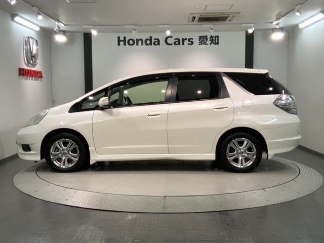 フィットシャトルハイブリッド ハイブリッド・ナビプレミアムセレクション　１年保証　純正ナビ　ＴＶ　Ｒカメラ　ＣＤ録音　音楽機器接続　ＤＶＤ　ＥＴＣ　ＨＩＤ　アルミ　スマ－トキ－　盗難防止装置　整備記録簿　ＡＡＣ　ドアバイザ－　Ｗエアバッグ　ＵＳＢ　Ｂカメラ　ＨＤＤナビ（44枚目）