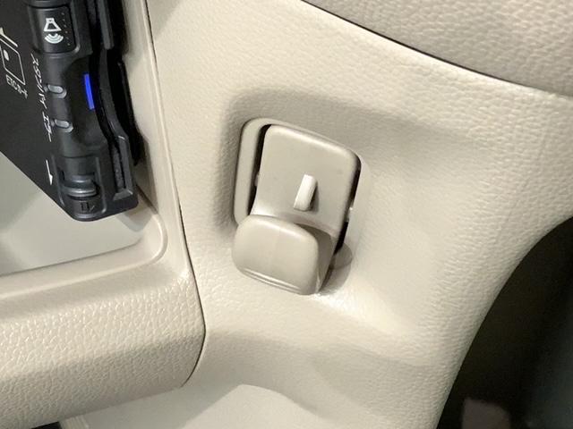 Ｎ－ＯＮＥ ツアラー　１年保証　ワンオ－ナ－　ナビ　ＴＶ　Ｒカメラ　ＢＴオ－ディオ　ＤＶＤ　ＥＴＣ　ＶＳＡ　スマ－トキ－　盗難防止装置　整備記録簿　ＡＡＣ　スペアキ－　ベンチシ－ト　Ｗエアバッグ　イモビライザー　禁煙　ＰＳ（27枚目）