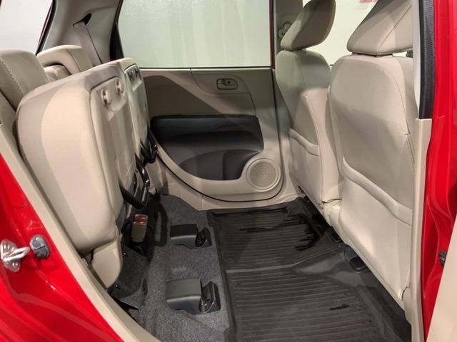 Ｎ－ＯＮＥ ツアラー　１年保証　ワンオ－ナ－　ナビ　ＴＶ　Ｒカメラ　ＢＴオ－ディオ　ＤＶＤ　ＥＴＣ　ＶＳＡ　スマ－トキ－　盗難防止装置　整備記録簿　ＡＡＣ　スペアキ－　ベンチシ－ト　Ｗエアバッグ　イモビライザー　禁煙　ＰＳ（32枚目）