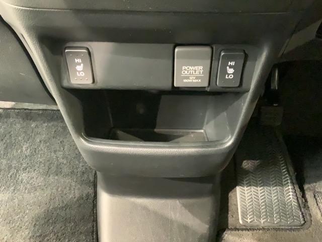 Ｎ－ＢＯＸカスタム ＧＳＳパッケージ　あんしんＰＫＧ　１年保証　ワンオーナー　ナビＶＸＭ－１５２ＶＦｉ　ＴＶ　Ｒカメラ　ＣＤ録音　ＢＴオ－ディオ　ＤＶＤ　シートヒーター　ＥＴＣ　ＨＩＤ　ＶＳＡ　両側電動ドア　アルミ　フォグ　スマートキー（11枚目）