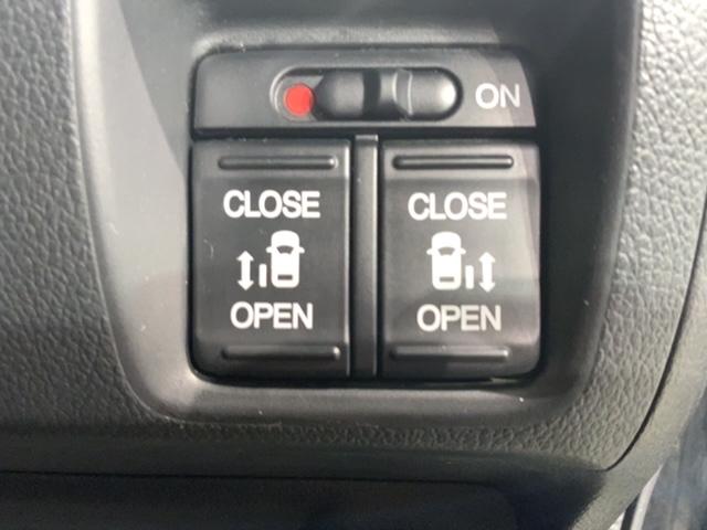 Ｎ－ＢＯＸカスタム ＧＳＳパッケージ　あんしんＰＫＧ　１年保証　ワンオーナー　ナビＶＸＭ－１５２ＶＦｉ　ＴＶ　Ｒカメラ　ＣＤ録音　ＢＴオ－ディオ　ＤＶＤ　シートヒーター　ＥＴＣ　ＨＩＤ　ＶＳＡ　両側電動ドア　アルミ　フォグ　スマートキー（13枚目）