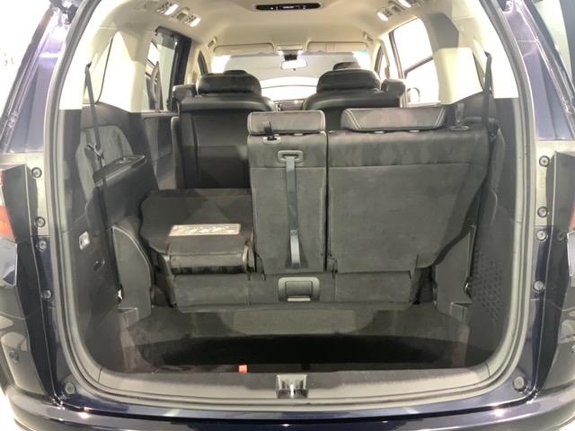 ���Џ��i���Z���^�[�ɂē��O���̃N���[�j���O�����{���Ă���܂��I