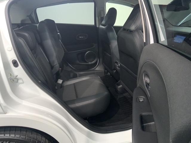 ヴェゼル ハイブリッドＺ・ホンダセンシング　最長５年保証　ナビＶＸＭ－１９７ＶＦＥｉ　ＴＶ　Ｒカメラ　ＣＤ録音　ＢＴオ－ディオ　ＤＶＤ　ＥＴＣ　ＬＥＤライト　ＶＳＡ　シ－トヒ－タ－　アルミ　スマ－トキ－　スペアキー　盗難防止装置　整備記録簿（34枚目）