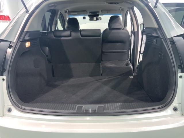 ヴェゼル ハイブリッドＺ・ホンダセンシング　最長５年保証　ナビＶＸＭ－１９７ＶＦＥｉ　ＴＶ　Ｒカメラ　ＣＤ録音　ＢＴオ－ディオ　ＤＶＤ　ＥＴＣ　ＬＥＤライト　ＶＳＡ　シ－トヒ－タ－　アルミ　スマ－トキ－　スペアキー　盗難防止装置　整備記録簿（36枚目）