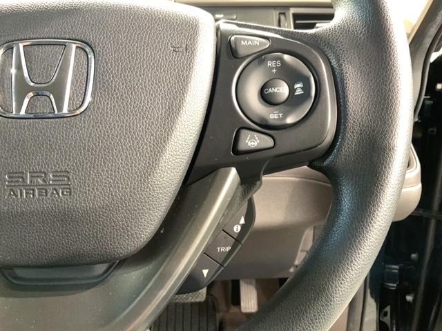 フリード G・ホンダセンシング 最長5年保証 ワンオ-ナ- ナビVXM-194VFi TV Rカメラ BTオ-ディオDVD ETC LEDライト 両側電動ドア VSA スマ-トキ- スペアキー 盗難防止装置 整備記録簿 ドアバイザ-(10枚目)