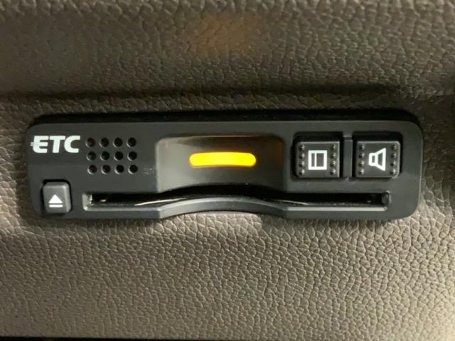 フリード G・ホンダセンシング 最長5年保証 ワンオ-ナ- ナビVXM-194VFi TV Rカメラ BTオ-ディオDVD ETC LEDライト 両側電動ドア VSA スマ-トキ- スペアキー 盗難防止装置 整備記録簿 ドアバイザ-(11枚目)