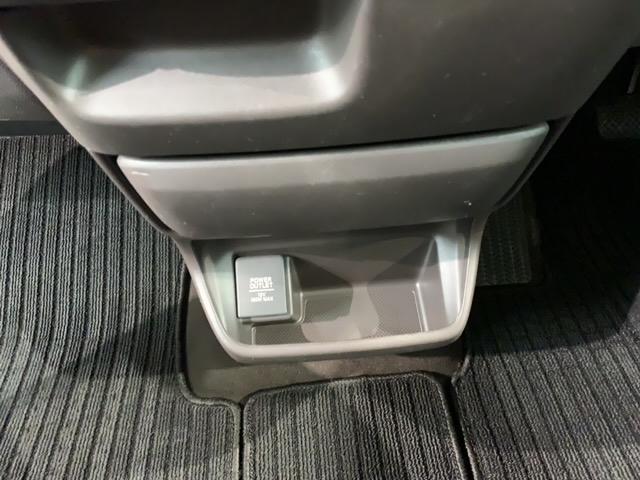 フリード G・ホンダセンシング 最長5年保証 ワンオ-ナ- ナビVXM-194VFi TV Rカメラ BTオ-ディオDVD ETC LEDライト 両側電動ドア VSA スマ-トキ- スペアキー 盗難防止装置 整備記録簿 ドアバイザ-(27枚目)