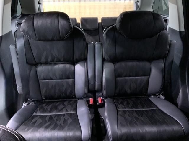 ���Џ��i���Z���^�[�ɂē��O���̃N���[�j���O�����{���Ă���܂��I