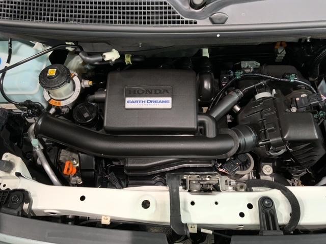 ���Џ��i���Z���^�[�ɂē��O���̃N���[�j���O�����{���Ă���܂��I