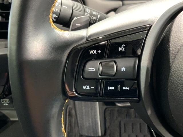 フィット ｅ：ＨＥＶＲＳ　ペット臭有り　Ｈ　ＳＥＮＳＩＮＧ　最長５年保証　純正ナビ　ＴＶ　Ｒカメラ　ＥＴＣ　ＬＥＤライト　ＶＳＡ　アルミ　スマ－トキ－　スペアキ－　盗難防止装置　整備記録簿　ドアバイザ－　ＡＡＣ　Ｗエアバッグ（11枚目）