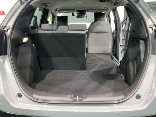 フィット ｅ：ＨＥＶＲＳ　ペット臭有り　Ｈ　ＳＥＮＳＩＮＧ　最長５年保証　純正ナビ　ＴＶ　Ｒカメラ　ＥＴＣ　ＬＥＤライト　ＶＳＡ　アルミ　スマ－トキ－　スペアキ－　盗難防止装置　整備記録簿　ドアバイザ－　ＡＡＣ　Ｗエアバッグ（37枚目）