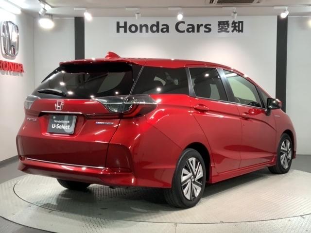 ���Џ��i���Z���^�[�ɂē��O���̃N���[�j���O�����{���Ă���܂��I