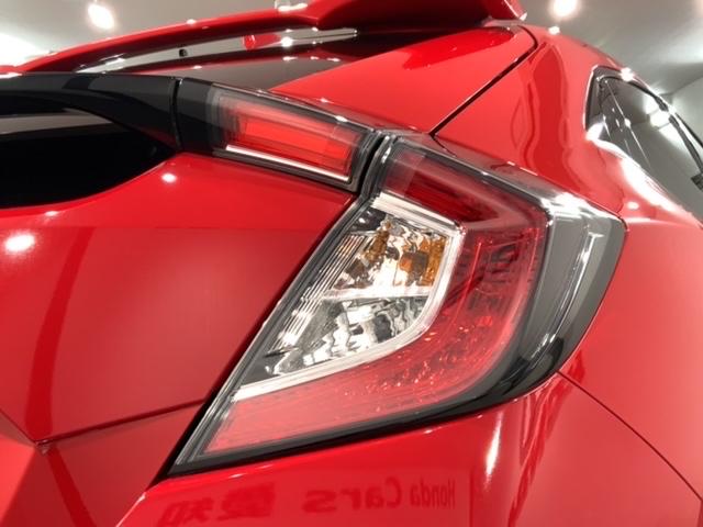 シビック ハッチバック　Ｈ　ＳＥＮＳＩＮＧ　最長５年保証　ワンオ－ナ－　ナビＶＸＭ－１９５ＶＦｉ　ＴＶ　Ｒカメラ　ＣＤ録音　ＢＴオ－ディオ　ＤＶＤ　ドラレコ　ＥＴＣ　ＬＥＤライト　ＶＳＡ　シ－トヒ－タ－　クルコン　アルミ（45枚目）