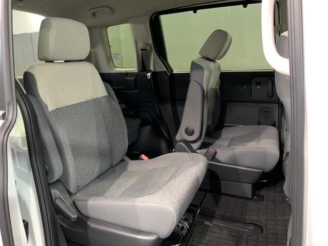 フリード ｅ：ＨＥＶエアー　Ｈ　ＳＥＮＳＩＮＧ　最長５年保証　ワンオ－ナ－　ナビＬＸＭ－２４２ＺＦＮｉ　ＴＶ　Ｒカメラ　ＢＴオ－ディオ　ＥＴＣ　ＬＥＤライト　両側電動ドア　ＶＳＡ　クルコン　スマ－トキ－　スペアキ－　盗難防止装置（35枚目）