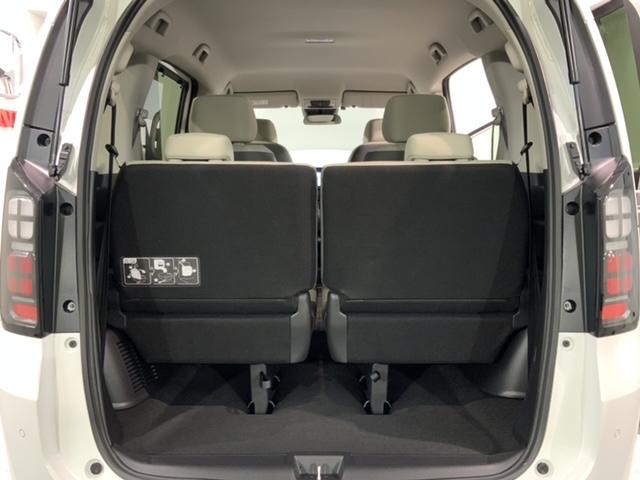 フリード ｅ：ＨＥＶエアー　Ｈ　ＳＥＮＳＩＮＧ　最長５年保証　ワンオ－ナ－　ナビＬＸＭ－２４２ＺＦＮｉ　ＴＶ　Ｒカメラ　ＢＴオ－ディオ　ＥＴＣ　ＬＥＤライト　両側電動ドア　ＶＳＡ　クルコン　スマ－トキ－　スペアキ－　盗難防止装置（37枚目）